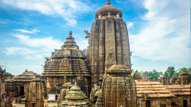 lingaraj_temple-1