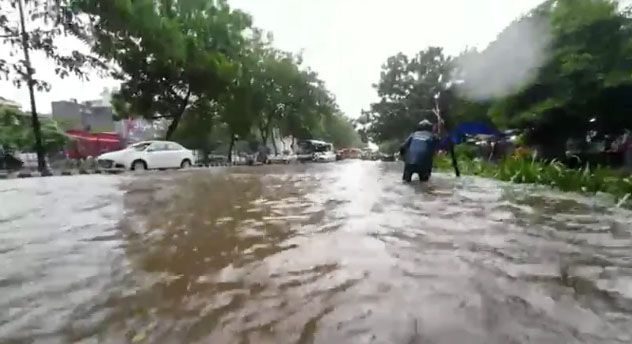 heavy-rainfall-in-bhubaneswar-occurs-flood-like-situation
