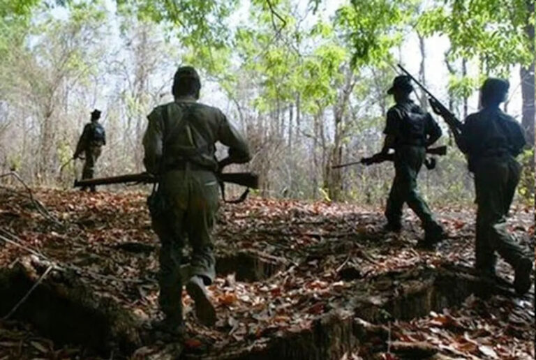 3-naxals-killed-in-encounter