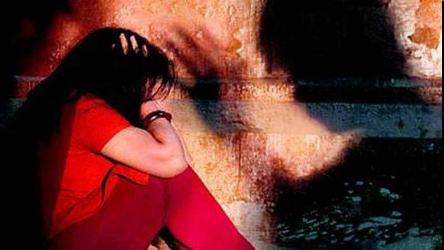 Grandfather-harassment-granddaughter-at-betnoti