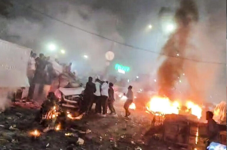 explosion_Delhi_10 dead