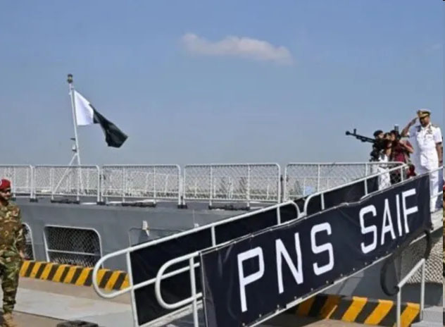 pakistani-warship-arrives-in-bangladesh