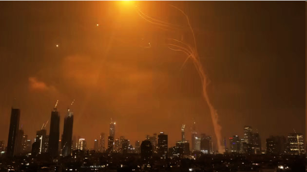 30-days-of-us-iran-war-30000-strikes-8700-deaths